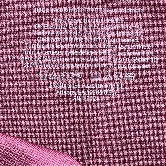 Spanx Cropped Look at Me Now Seamless Leggings Garnet Rose - Picture 5 of 7